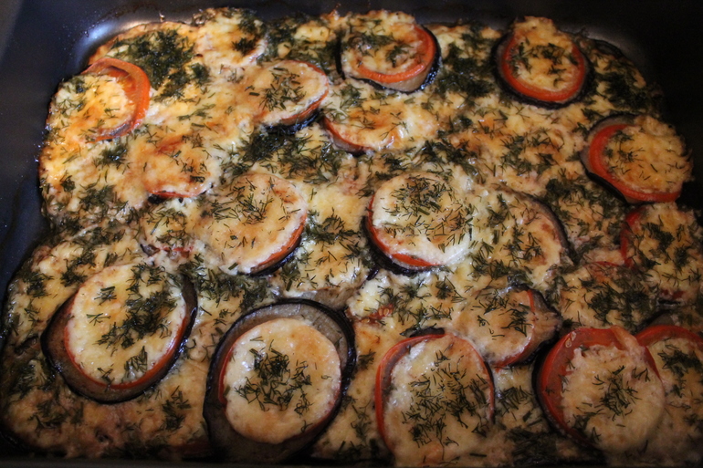 Баклажаны с сыром и чесноком