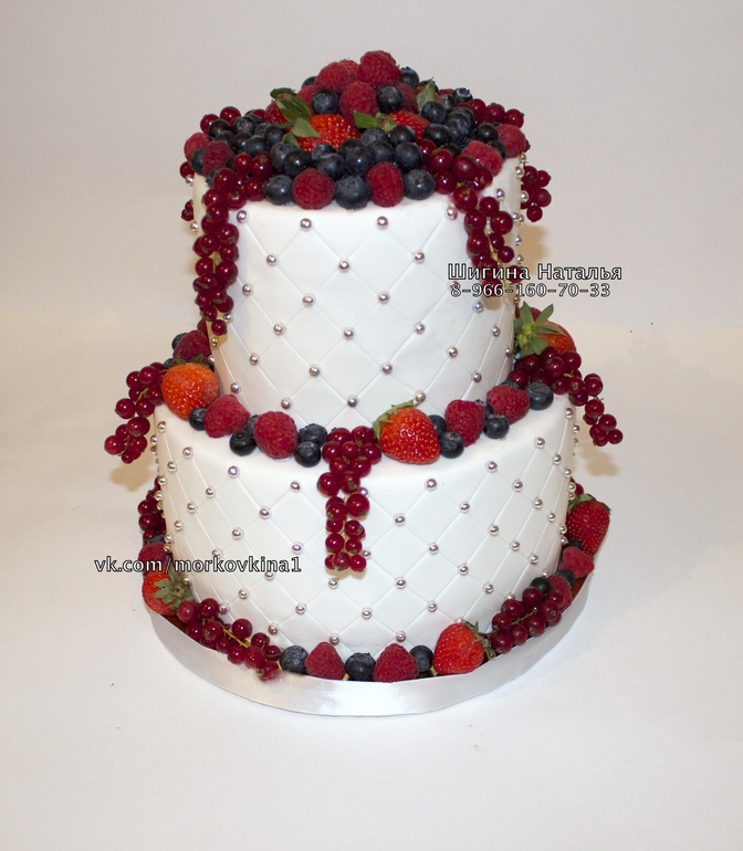 Торт ягодный