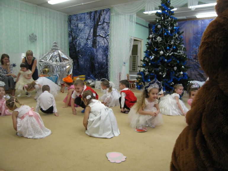 Ну и наш утренник 27.12.2013