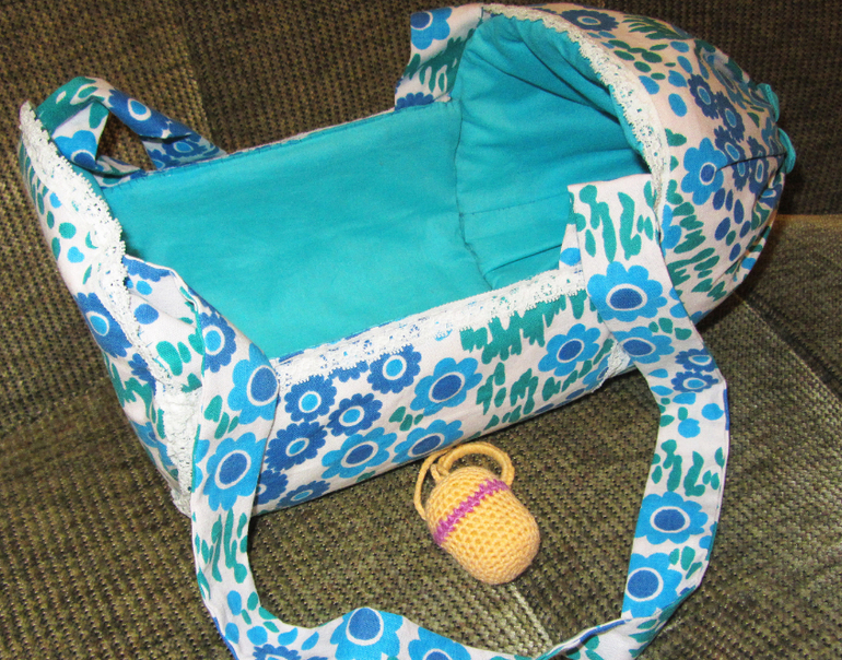 Летняя люлька для пупсика.