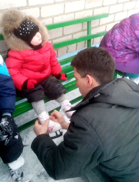 Встали сегодня на коньки)