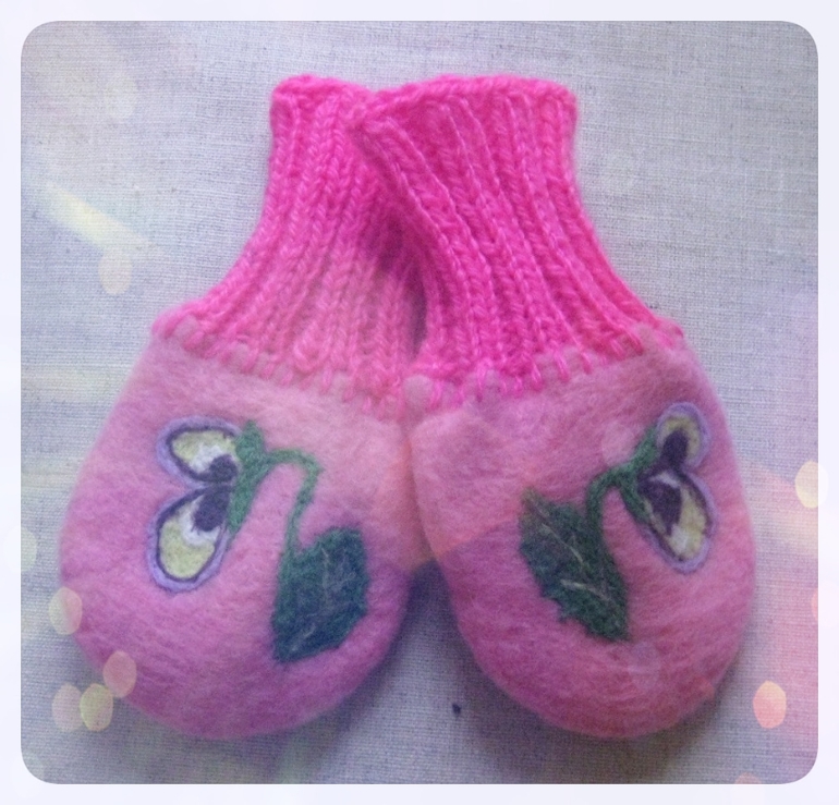 Валяный комплект "Анютины глазки"