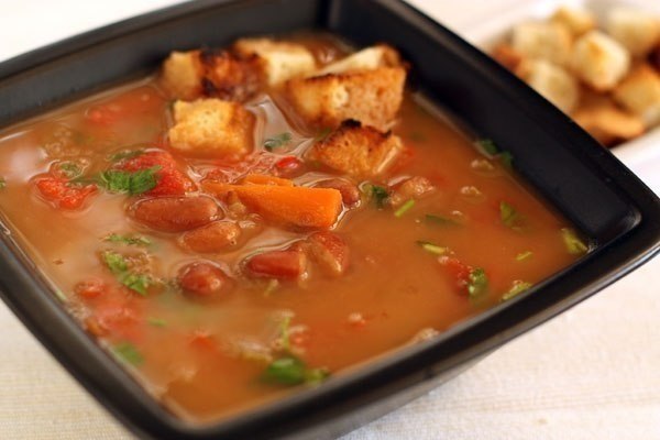 Морковный суп с фасолью