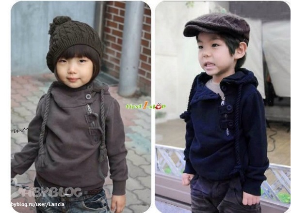 Девочки взяла своему крохе толстовку!