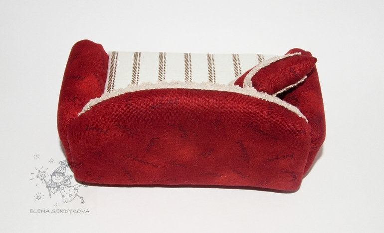 диван для кукол