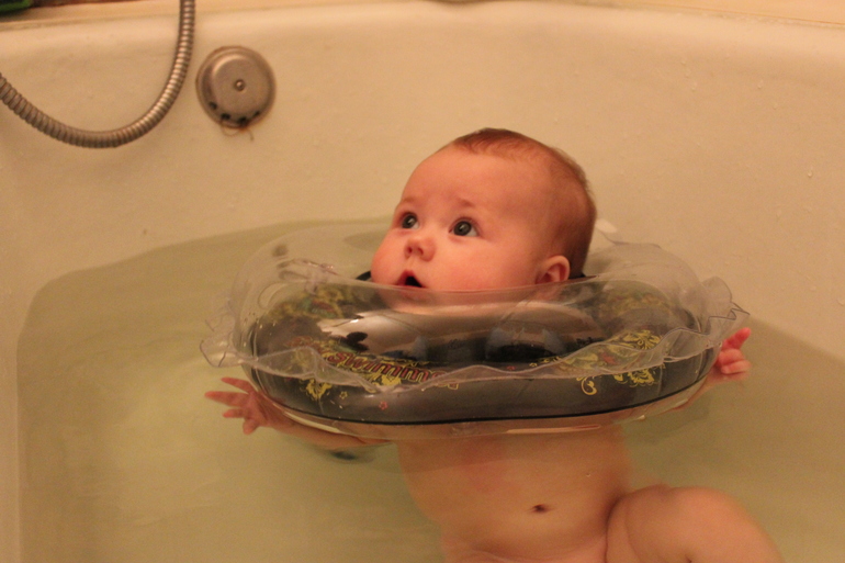 Пупсоеду 4 месяца