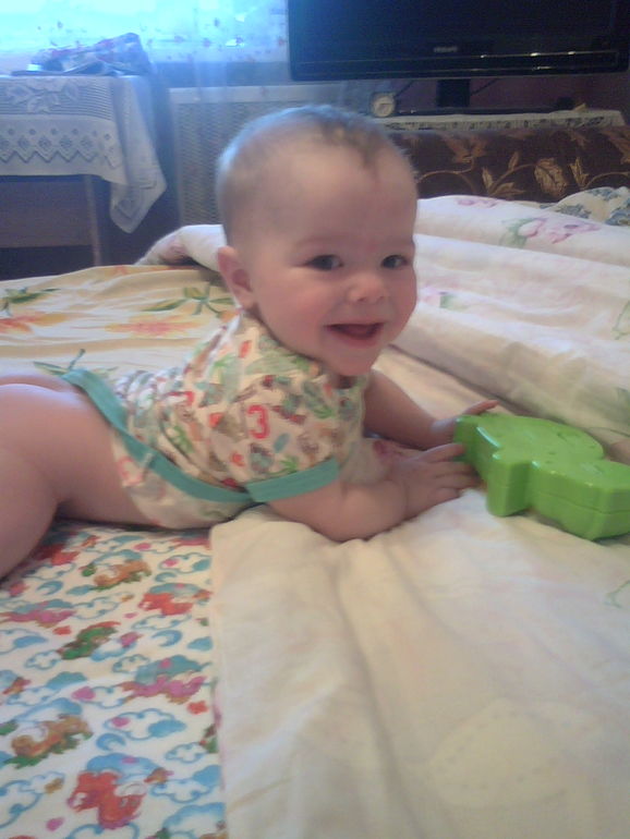 Полукруглая дата - 6 месяцев сынишке! )))