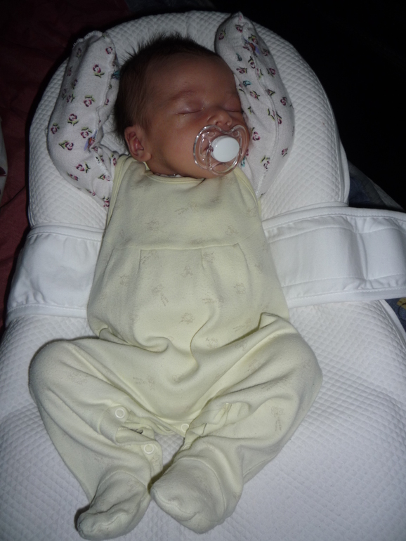 Первый Месяц