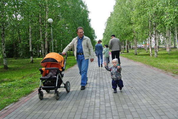 С возвращением нас!