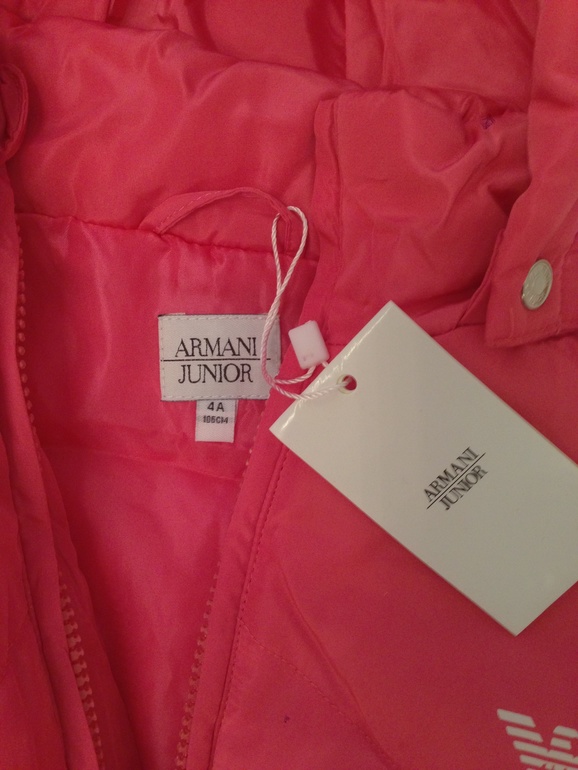 Курточка Armani коралл.106 см.3500