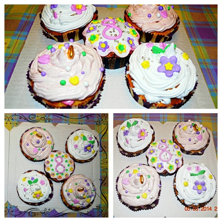 Девочки ,всех   с 8 марта   наступающим !!!