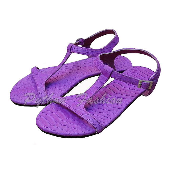 Изделия ручной работы из кожи питона, ската, крокодила и др.