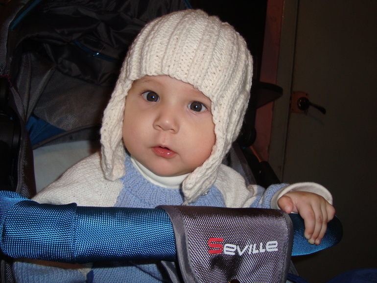 Новая шапочка для сынули!)