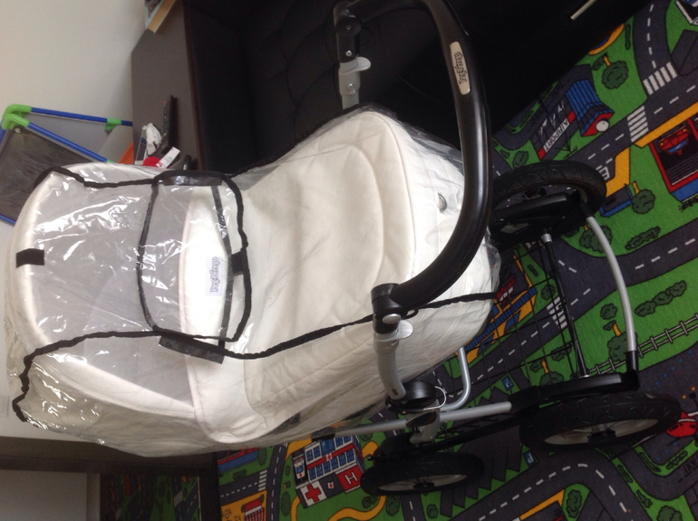 Коляска-люлька Peg-perego Culla-auto (цвет Latte) имитация кожи