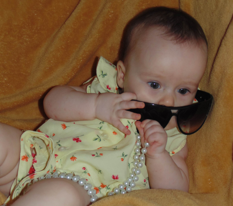 Нам пол годика