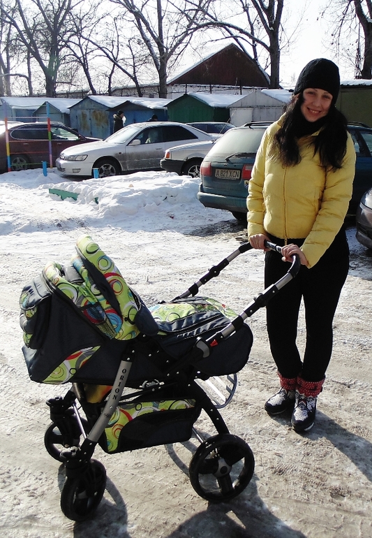 Ля ля вот такую штуку я сегодня купила моей доченьке)