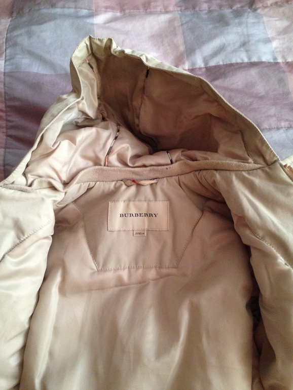 Куртка Burberry 2Y 92см 4000руб.