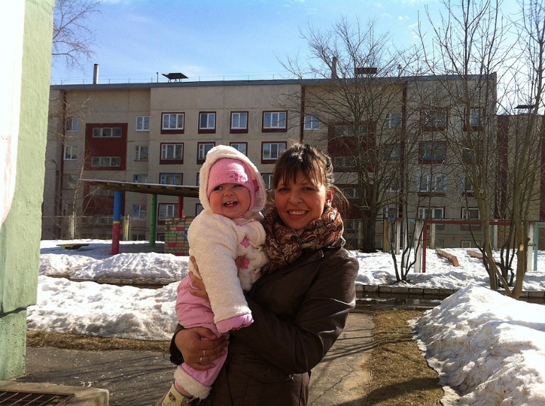 Продам комплект (штанишки+курточка)Весна.В отличном состоянии.