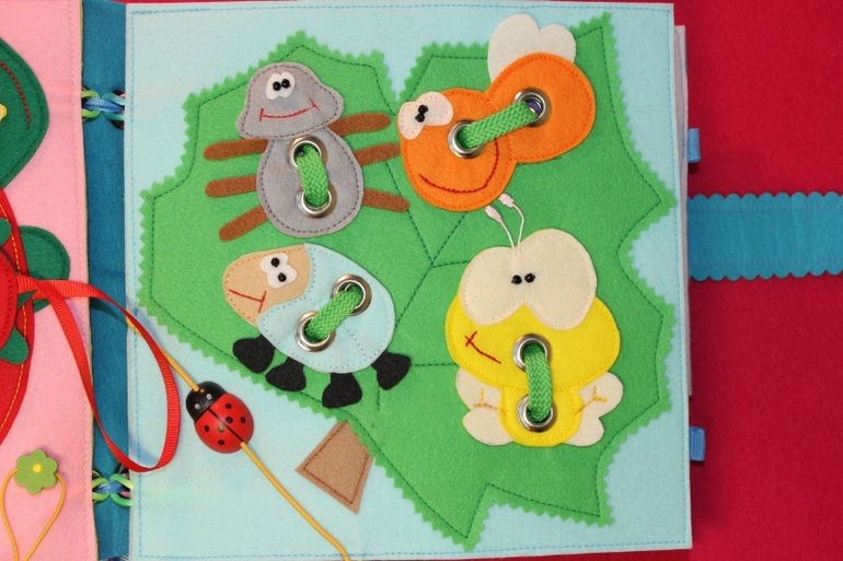 Развивающая книжка.