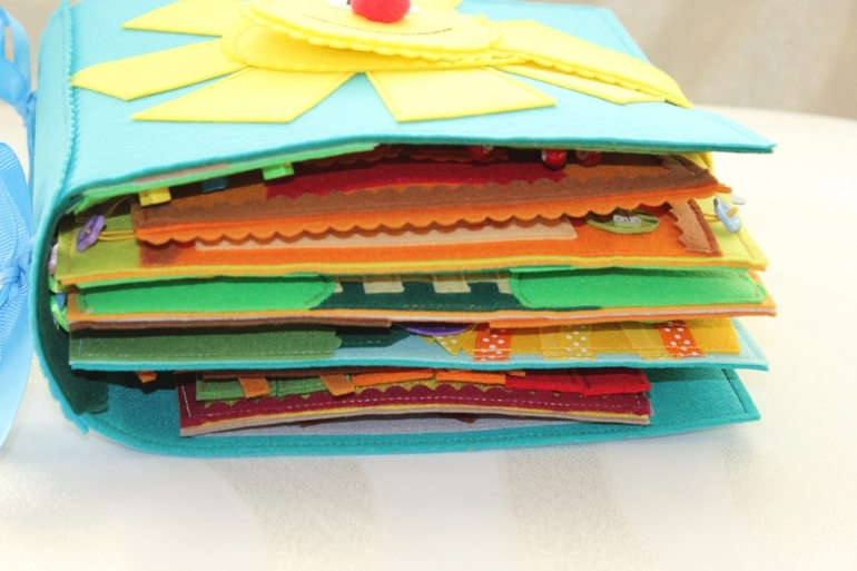 Развивающая книжка.