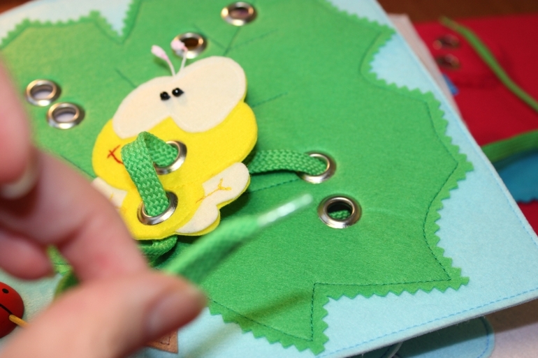 Развивающая книжка.