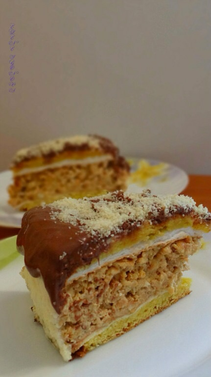 Мой Сникерс.