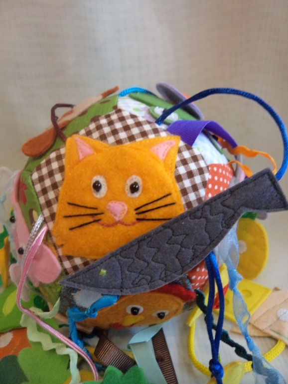 Развивающий мячик "Кто что ест"