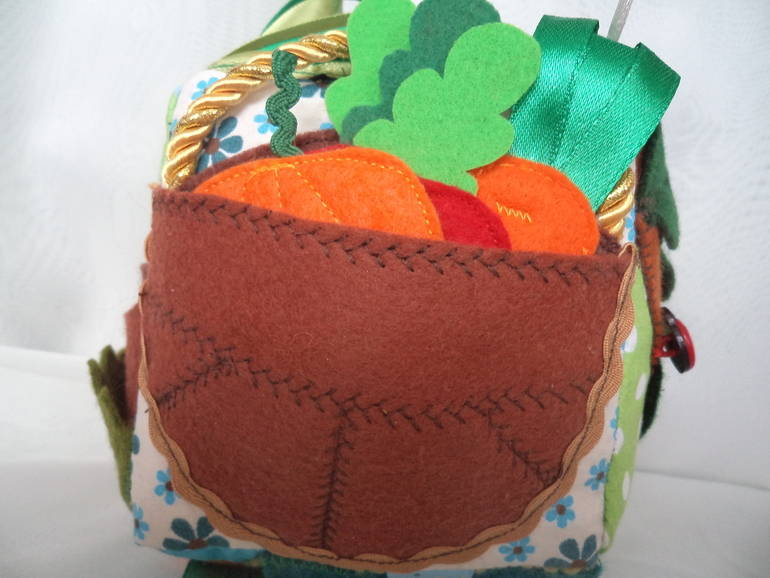 Развивающий кубик для деток после годика