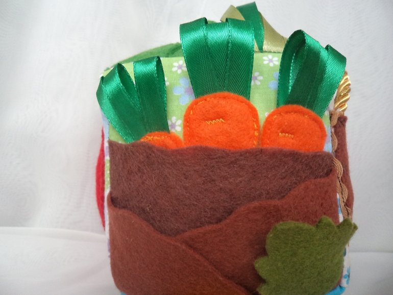 Развивающий кубик для деток после годика