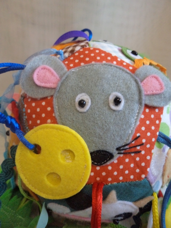 Развивающий мячик "Кто что ест"