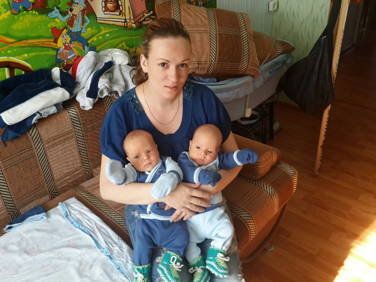 Мы к вам знакомится)))