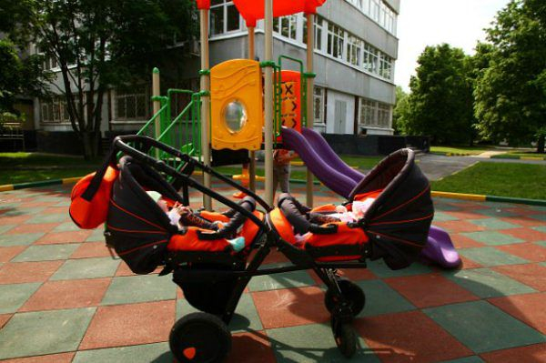 Tutis Zippy 3 в 1 для двойни