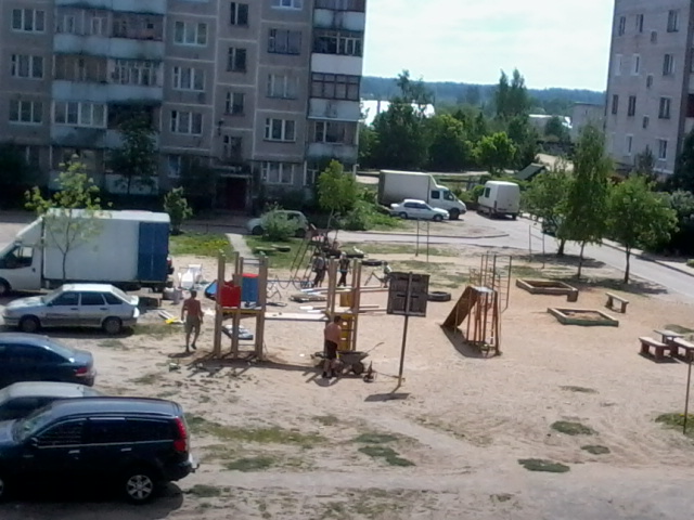 А из нашего окна...