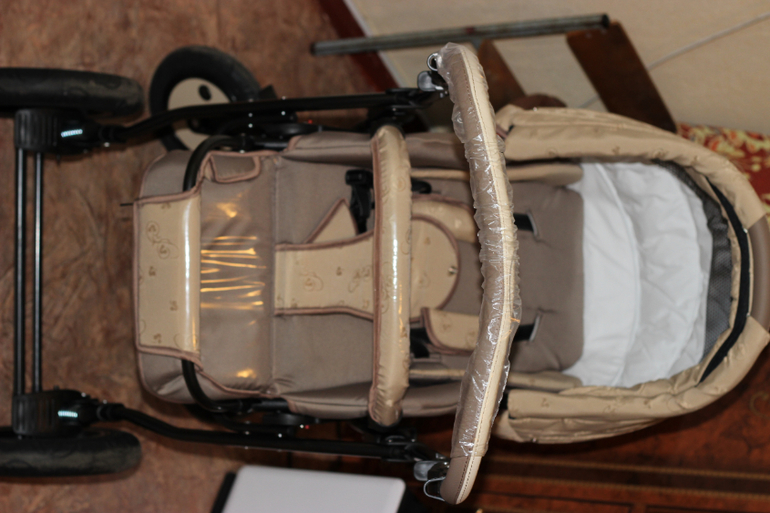 Купили коляску))