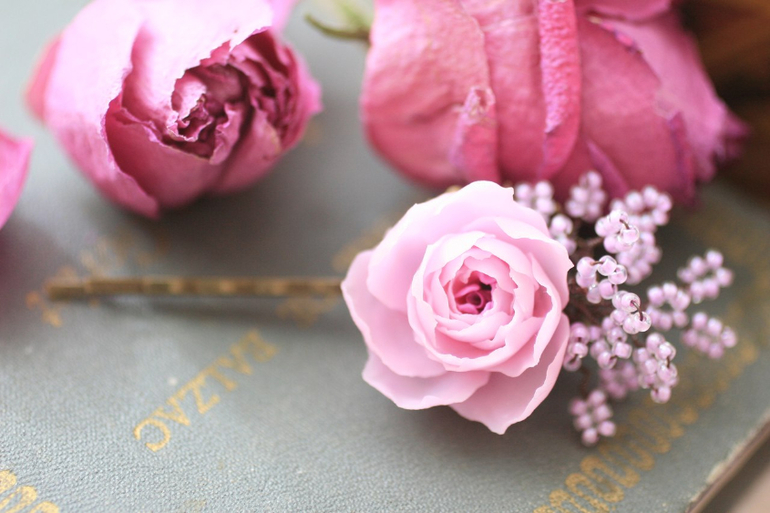 Зажимы для волос, венки, заколки из полимерной глины