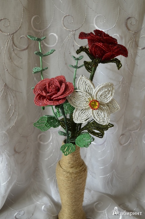 Плетение из бисера.