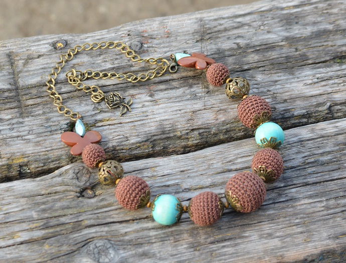 Несколько бус в этностиле