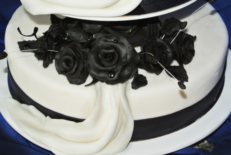 Черно-белый свадебный