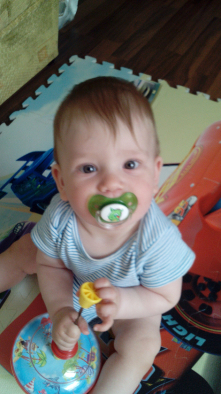 Нам 9 месяцев :)