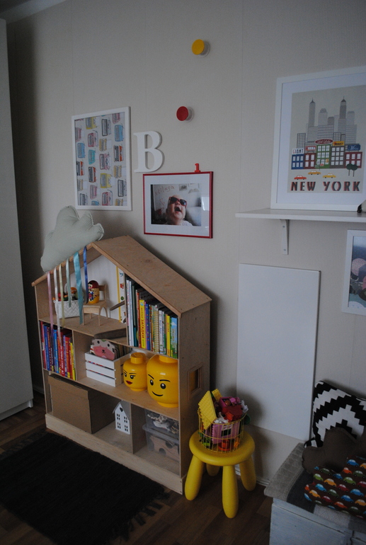 Детский мини-уголок в однушке