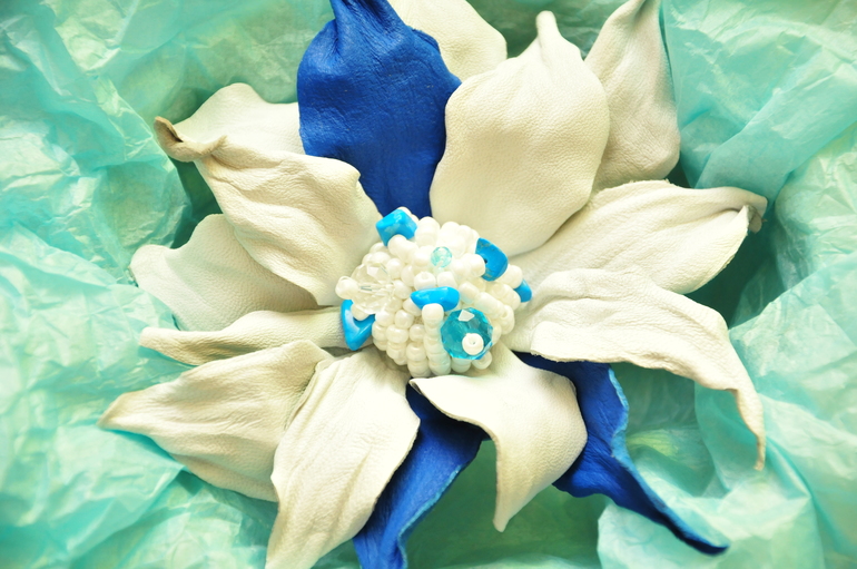 УКРАШЕНИЯ ИЗ КОЖИ