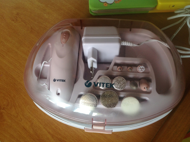 Набор маникюра и педикюра. Отдам за 750руб