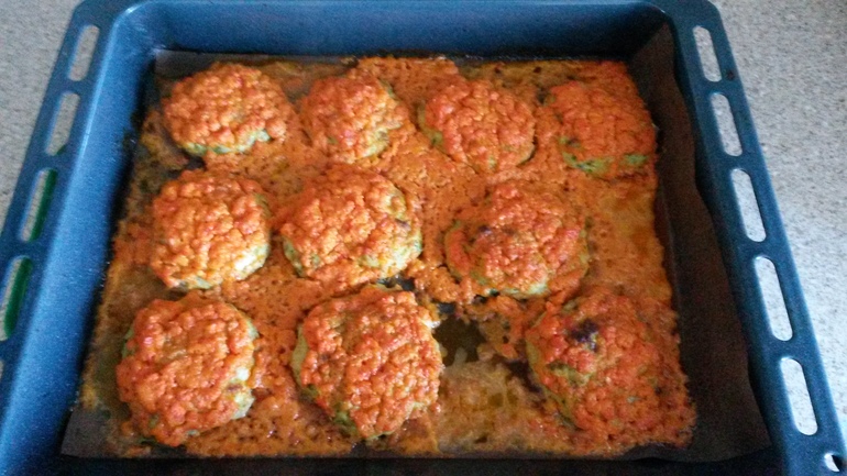Рыбные котлеты в духовке.