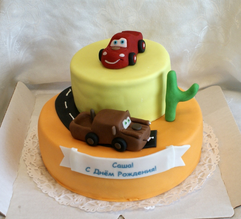 Выкладываю сразу много тортиков)