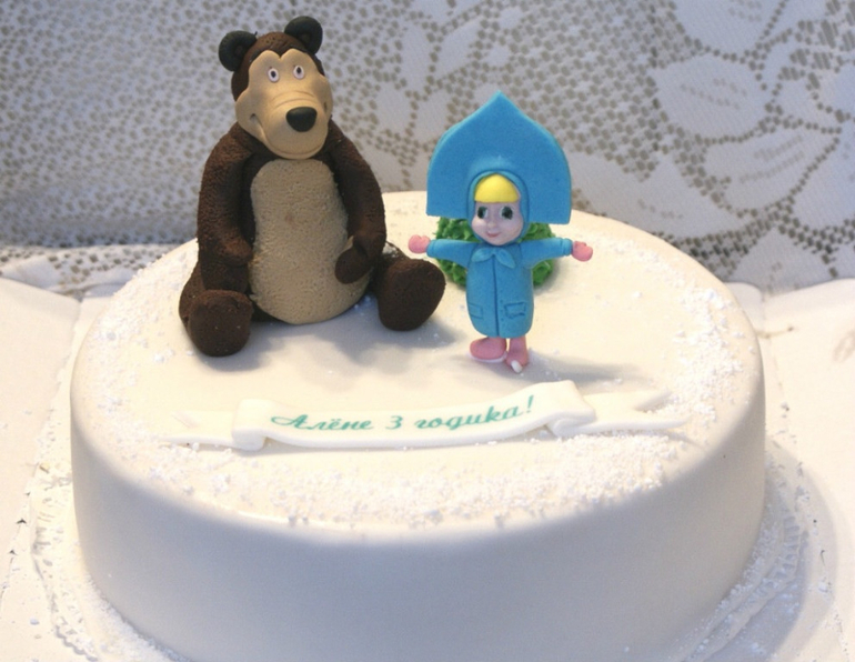 Немного тортиков)