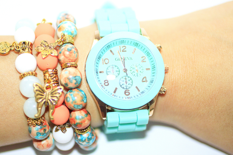 Комплект с часами "Краски лета"