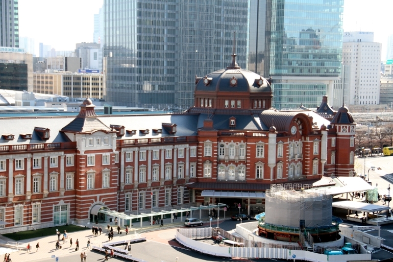 Tokyo station...