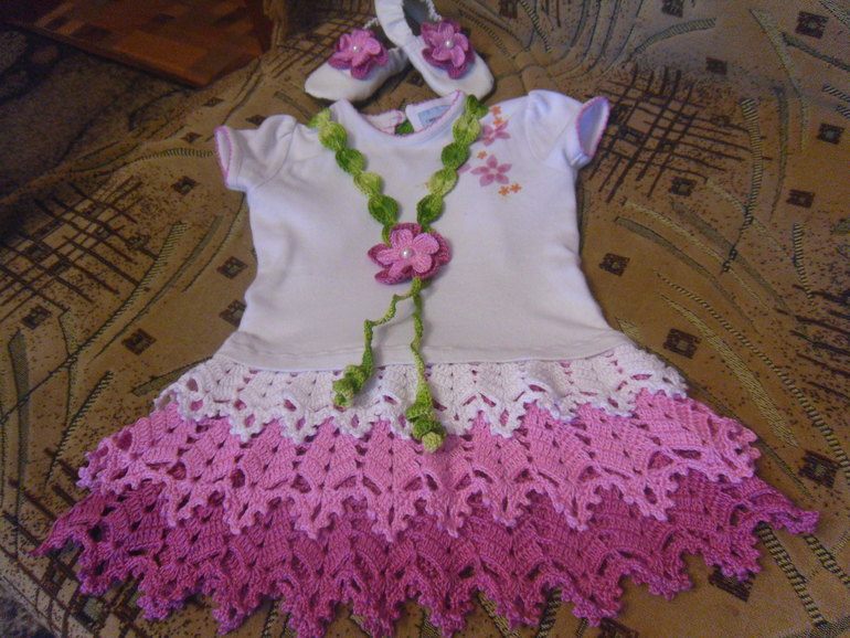 Футболка превращается... в элегантное платье...