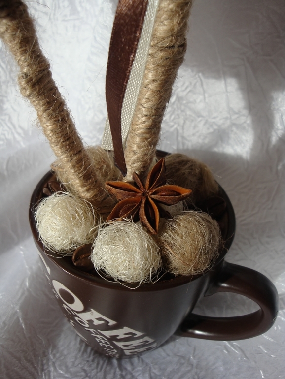 Новые кофейные деревца после долгого перерыва