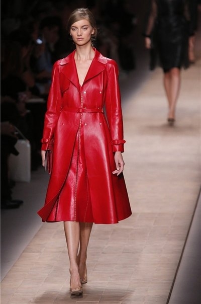 Красный актуальный цвет на все времена, согласны?!